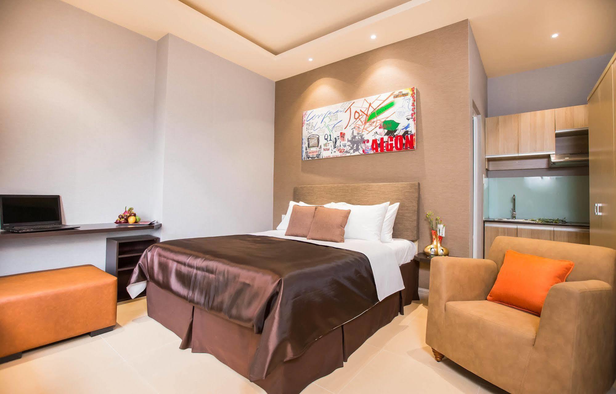 Compass Living Joy Aparthotel Ho Chi Minh City Bagian luar foto