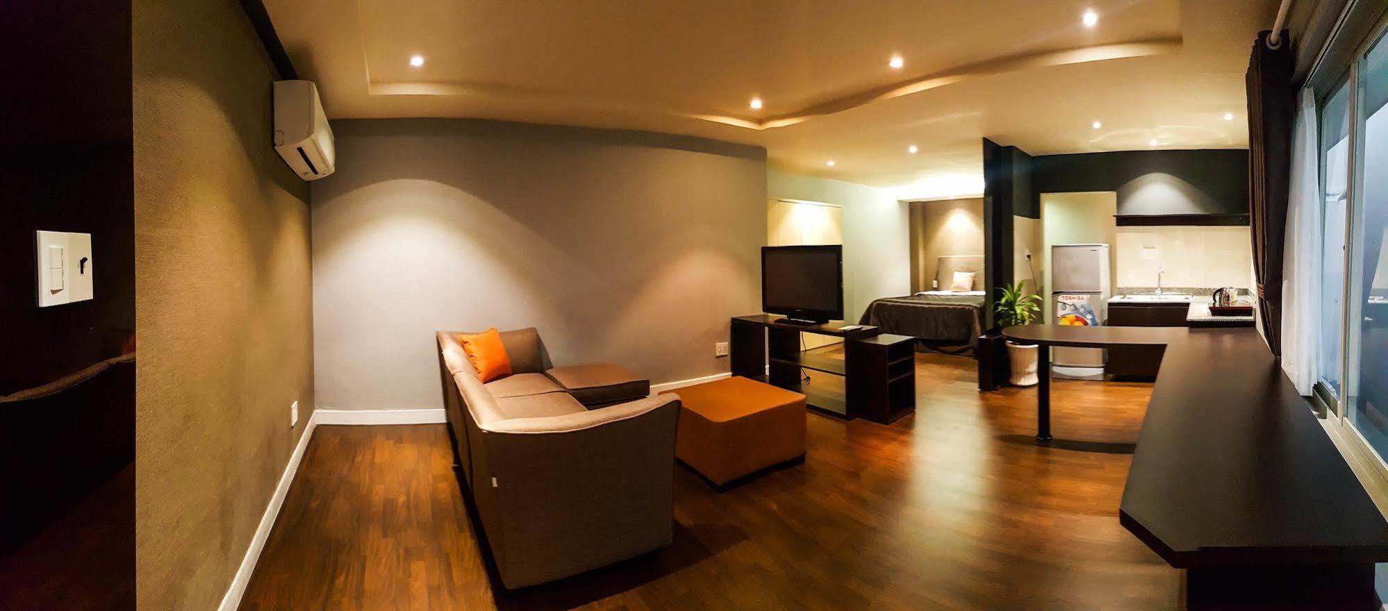 Compass Living Joy Aparthotel Ho Chi Minh City Bagian luar foto